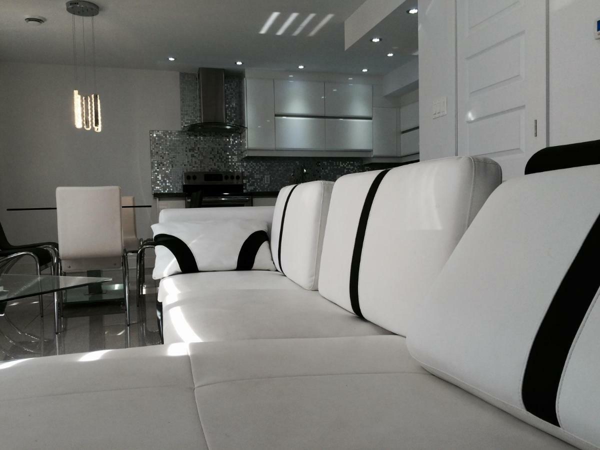 Luxury Two Story Villa Unit A Laval Exterior photo